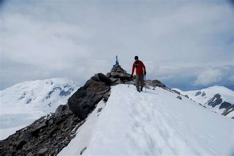 Mount Khüiten Climbing Hiking And Mountaineering Summitpost