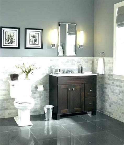 Opt for glass to see what's inside, or stow everything away in ceramic ones instead. 15 Exquisitely Captivating Gray And Brown Bathroom Ideas