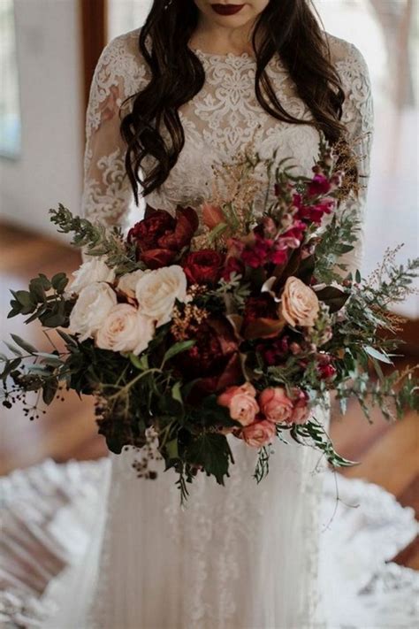 Calla lilies bloom in white, dark purple. 20 Fall Wedding Bouquet Ideas for 2021 - Deer Pearl Flowers
