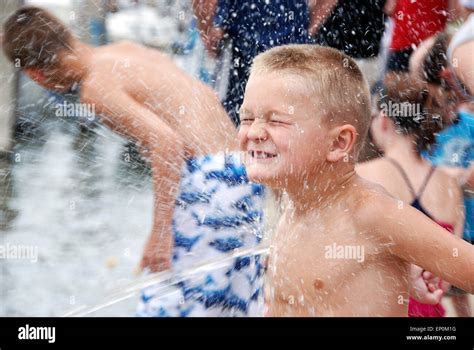 Sprayed Water Hi Res Stock Photography And Images Alamy