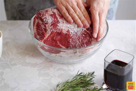 It's called a standing rib roast because to cook it. Prime Rib Insta Pot Recipe / Instant Pot Prime Rib Recipe Popsugar Food : An easy, excellent ...