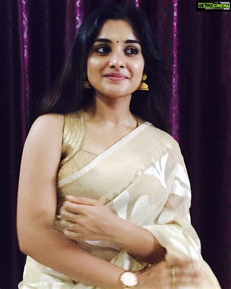 Nivetha Thomas Saree Tamil Actres Traditional Dress Gethu Cinema
