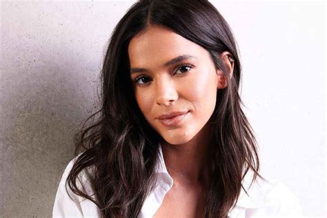 Bruna Marquezine Wiki Age Biography Boyfriend Family Net Worth Facts Images