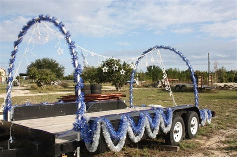 Floats attract the crowd's attention and are a vital component in many christmas. Easy Parade Float Ideas in 2020 | Holiday parade floats ...