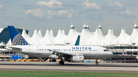 United Airlines Plans To Lay Off 454 Catering Employees At Dia Denver