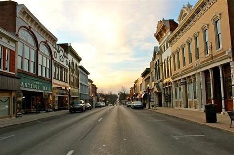 How This Small Kentucky Town Quietly Became The Coolest Place In The