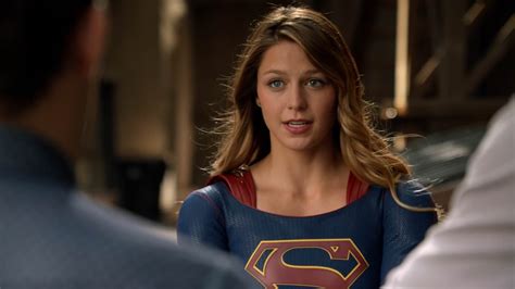 Melissa Benoist Supergirl Screencaps. 