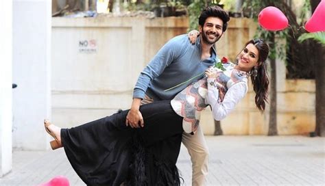 All Is Not Well Between Kriti Sanon And Kartik Aaryan After The Success Of Luka Chuppi Catch