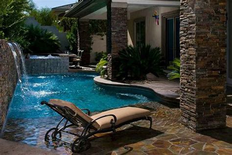 Mini Pools For Small Backyards 20 Decorathing