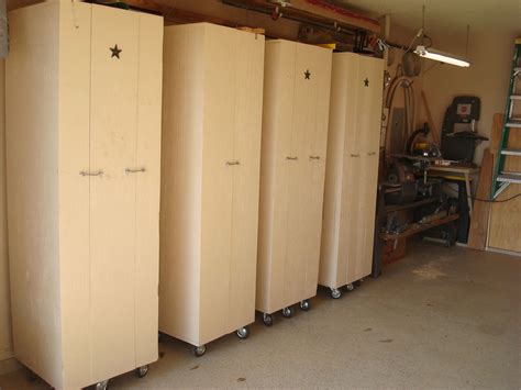 I built a 2 piece storage cabinet. Maximizing Garage Storage