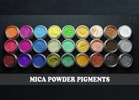 The fine powder substance is used as glitter for a variety of purposes. Natural powder pigments (mica powder). These are my ...