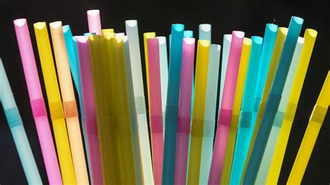 How Banning Plastic Straws Became 2018s Biggest Cause Eater