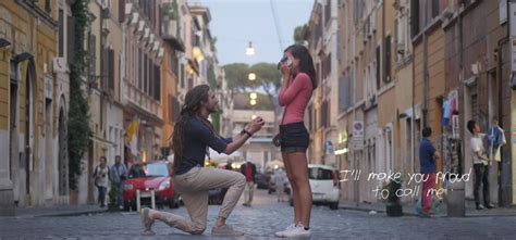 This Guy Proposing To His Girlfriend In The Most Beautiful Way Ever