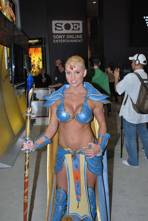 E3 2009 Eq Cosplay Booth Babe Obsolete Gamer