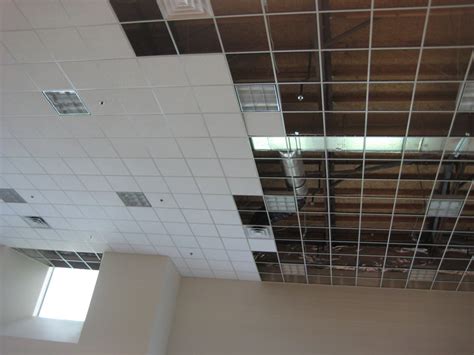 Drop ceiling tiles, also referred to as suspended ceilings, offer great benefits and come in a variety of sizes, patterns, materials, and colors. Suspended Ceilings Gallery - Borlaug Contracting Inc.