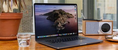 Macbook Pro Có Thể Bị Quá Nhiệt Và Giảm Hiệu Năng Nếu Cắm Sạc Sai Cách