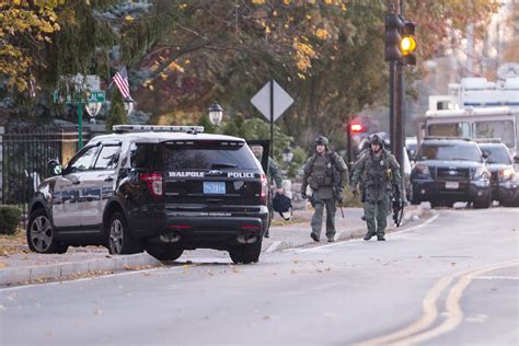 Man Dies After Canton Barricade Incident The Boston Globe