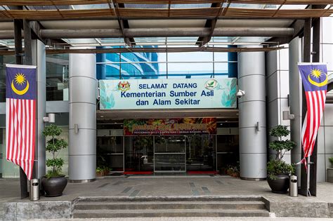 Unsustainable cost of civil service. Malaysia's civil servants urged to sign corruption pledge ...
