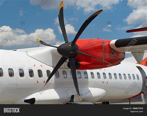 Propeller Engine Modern Plane Image And Photo Bigstock