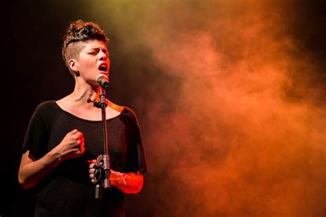 Lan lanh ретвитнул(а) women's music event. Cássia Eller - O Musical - Jornal no Palco