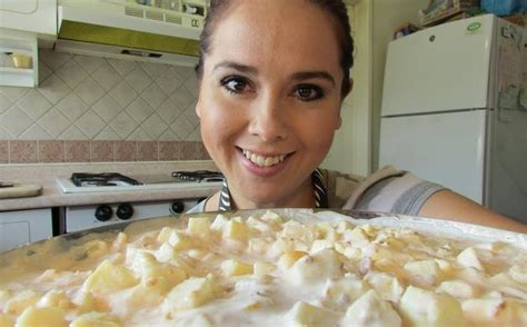 Marisolpink La Pedagoga Que Conquistó Youtube Con Recetas De Cocina