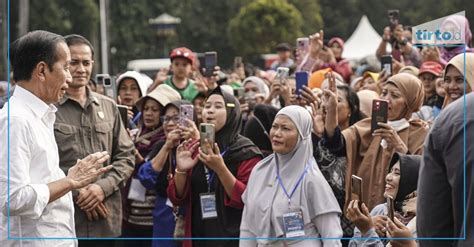 Jokowi Soal Hinaan Rocky Gerung Itu Hal Kecil Saya Kerja Saja