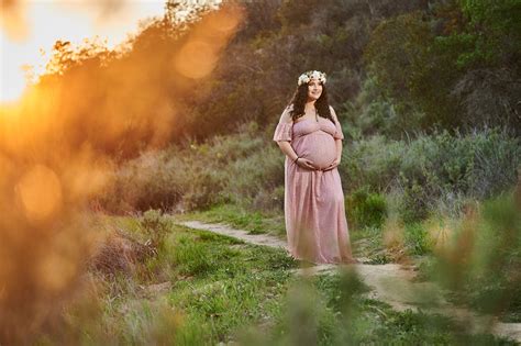 Maternity Photography — Luna Bella Photo