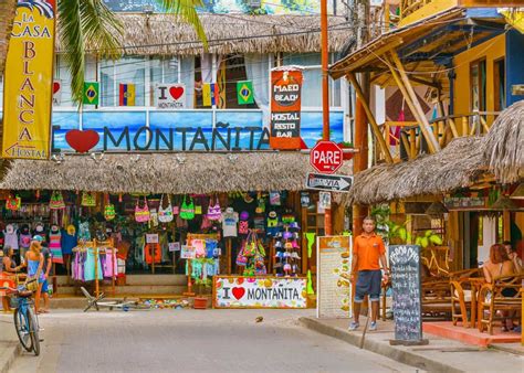 Street In Montanita Ecuador Pedernales Ecuador Travel Station Baln Aire Surf Trip Airport