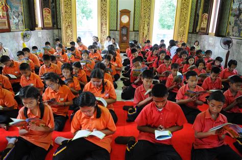 ภาพดี ภาพพระพุทธศาสนา - พิธีเปิดและมอบป้ายโครงการ ๘๕ ห้องเรียนต้นแบบ ...