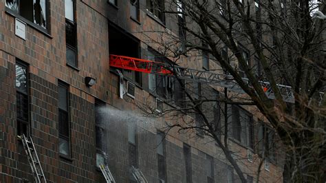 Photos Bronx Apartment Building Fire Kills Multiple People Including