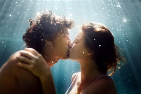 Kiss Underwater Best Summer Bucket List For Couples Popsugar Love