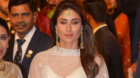 Kareena Kapoor Khan Shows You How To Give Lehengas A Sexy Spin With This White Anita Dongre Look