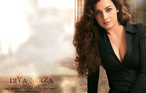 dia mirza bollywood actress sexy wallpapers in 1080p ~ super hd wallpaperss