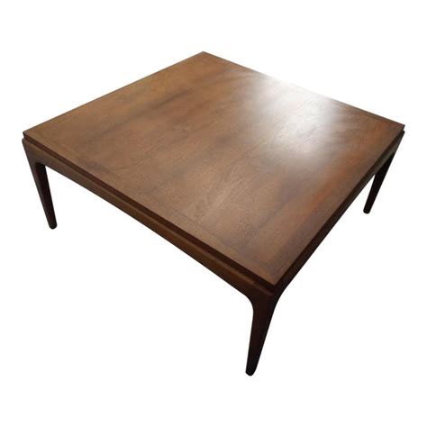 Sleek and style table perfect for formal and casual dining! Lane Rhythm Mid-Century Coffee Table | Chairish