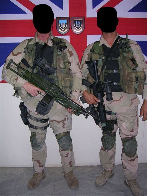 Uksf United Kingdom Special Forces Personnel Pictured In Front Of A