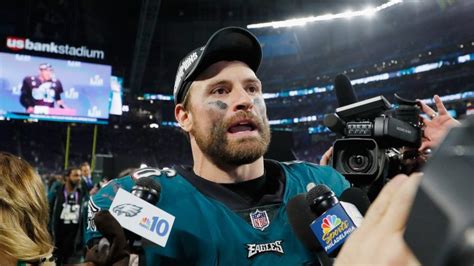 Eagles Chris Long Calls Out Cris Collinsworth While Rewatching Super Bowl Rnfl