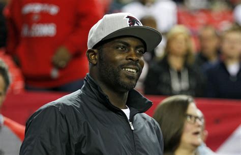 Michael Vick Is No Longer Bankrupt After Paying Off His 17 Million