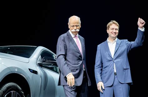 Daimler Aktionärstreffen Vorschusslorbeeren für den neuen Daimler Chef