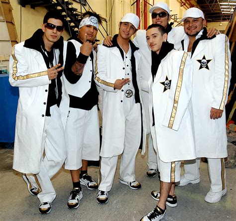 Many members of kumbia all starz and los super reyes were formerly together as kumbia kings, which had much success but unfortunately … Kumbia Kings | Music On World Off