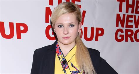 Abigail Breslin Bravely Opens Up About Sexual Assault Abigail Breslin Just Jared Celebrity