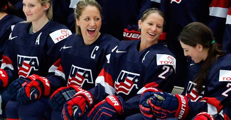 the u s women s hockey team demanded equal rights and th