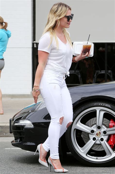 Pin By Doon On Hilary Duff Hilary Duff Style Celebrity Street Style