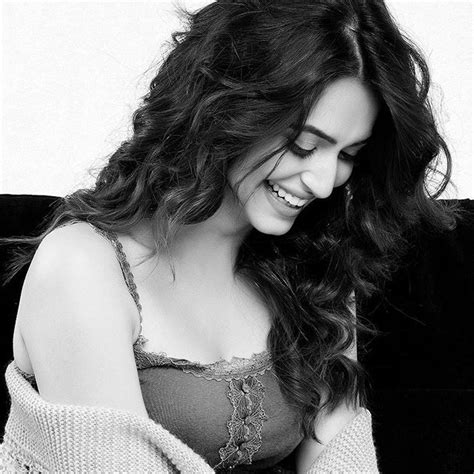 Black N White 🙃🙃 Beautiful Indian Actress Beautiful Actresses Kirti Kharbanda Desi Models