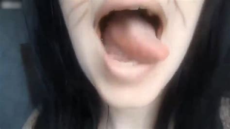 Girl Eats Live Mice Porn Sex Photos