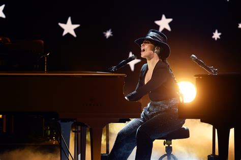 Alicia Keyss Piano Performance At 2019 Grammy Awards Popsugar