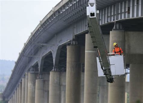 Failed Inspections Shut Down 2 Bridges In States Northeast