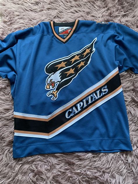 Super Rare And Vintage Washington Capitals Jersey Purchased At My Local