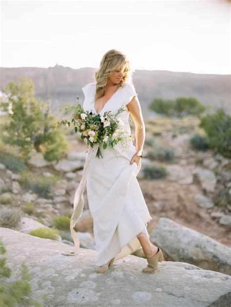 Country Western Wedding Dresses Best 10 Country Western Wedding Dresses Find The Perfect Venue