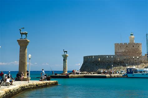 Wondrous Echoes In The Aegean The Colossus Of Rhodes
