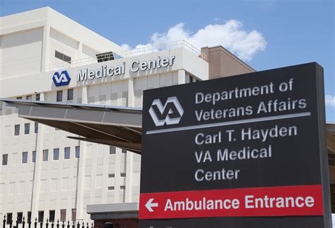 Demand For Health Care Spikes As Veterans Ranks Fall Time